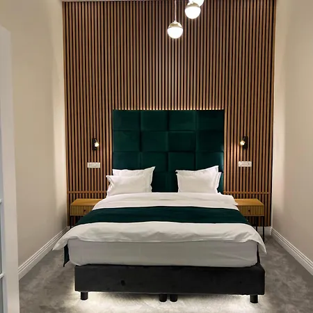 Deluxe Downtown * Bukareszt