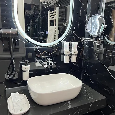 Deluxe Downtown בוקרשט